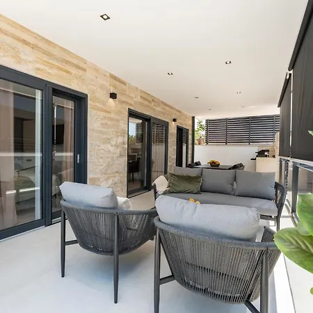 Luxurious In Biograd Weißenburg